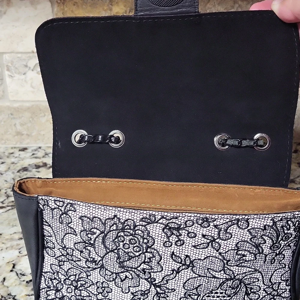 Patricia Nash Lorenza Flap Bag